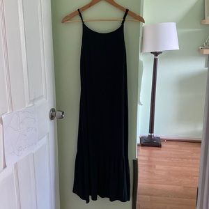 Women’s Black Slip On Dress Sz S